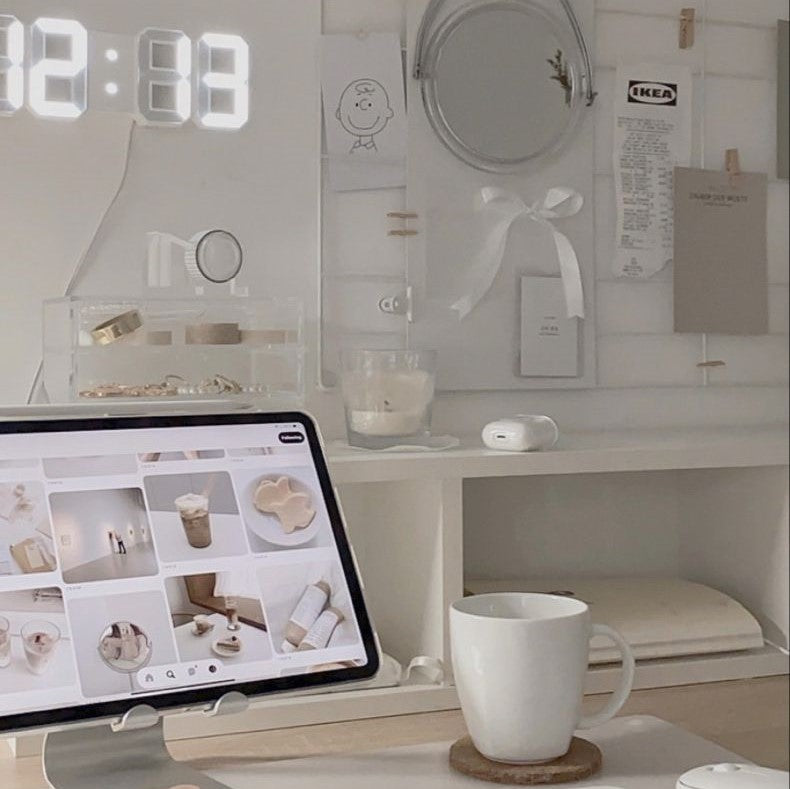 Desk + Office Organization – Maison Minimalist