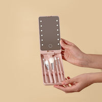 JUNA | Foldable Brush Case with LED Mirror