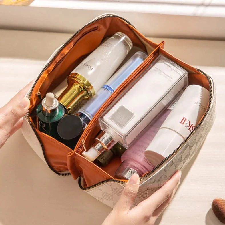 SALY | Expandable Leather Travel Makeup Bag