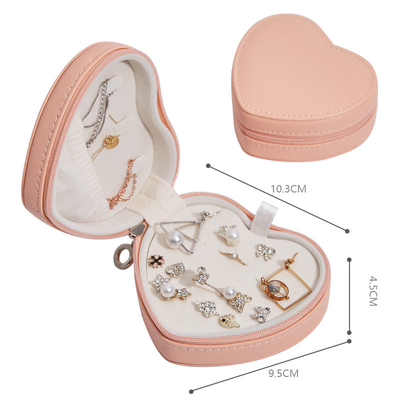 CAYENNE | Heart Shaped Portable Jewelry Box